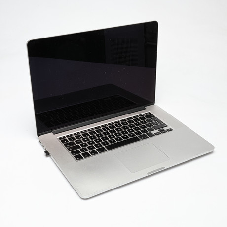 MACBOOK Pro, 2012, Retina, 17, med laddare. på auktion hos Gomér & Andersson Linköping