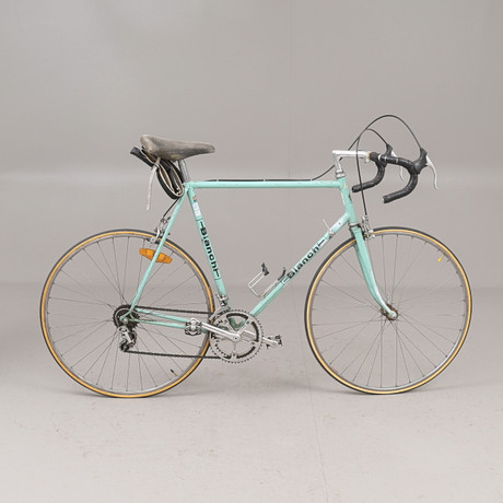 RACERCYKEL, Bianchi, 1900-talets andra hälft. på auktion hos RA Auktionsverket Norrköping
