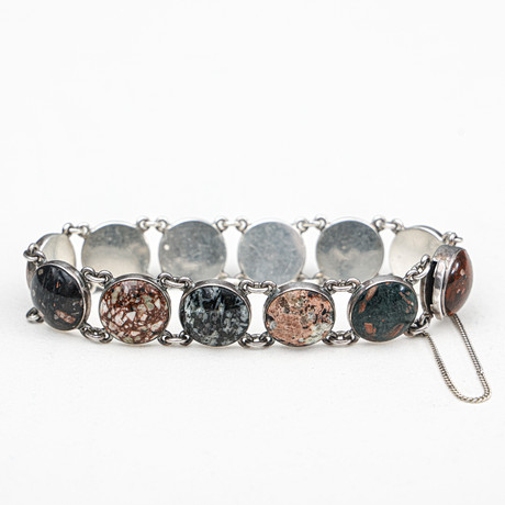 ARMBAND, silver, porfyr, Bröderna Lundqvist, Falun, 1958. på auktion hos Södermanlands Auktionsverk