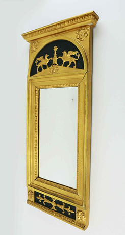 SPEGEL, spegelmakare Johan Petter Holmberg, Stockholm (1780-1831), signerad samt Stockholms hallstämpel 1820. på auktion hos Hälsinglands Auktionsverk