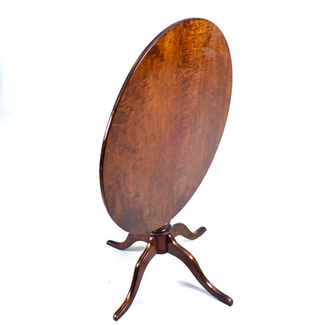 FÄLLBORD, alrot, 1800-tal. på auktion hos Halmstads Auktionskammare