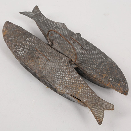 Fiskform, dubbel, gjutjärn, Arbrå, 1900-tal. på auktion hos Ekenbergs Auktioner