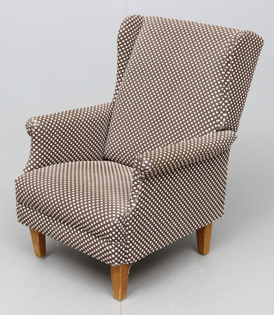 BARNFÅTÖLJ, öronlappsmodell.