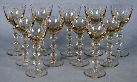 VINGLAS, bärnstensfärgade, Strömbergshyttan.