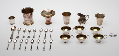 SILVERFÖREMÅL, vikt ca 842 gram.