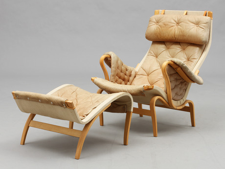 BRUNO MATHSSON. Fåtölj, Pernilla, 1900-tal.