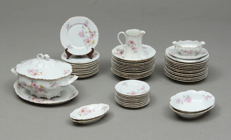 SERVISDELAR, ca 53 delar, porslin, 1900-tal.