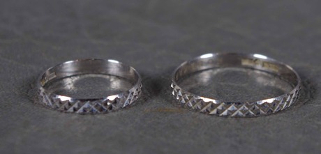 RINGAR, 18K vitguld.