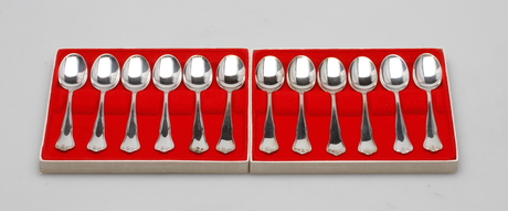 KAFFESKEDAR, 12 st, silver, Symfoni, Mema AB 1976-78, vikt ca 159,6 gram.