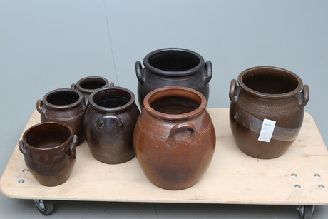 KRUKOR, 7 st, keramik, bl.a. Höganäs.