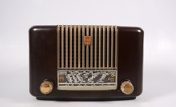 RADIO, Philips, first half of the 20th century. Collectables - Technica ...