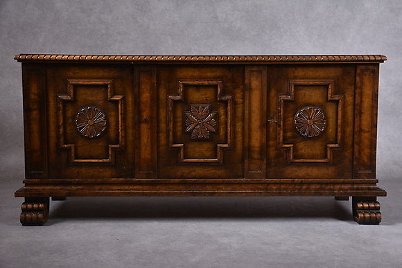 AXEL EINAR HJORTH. 1888-1959, Sideboard Art deco, modellen formgiven ...