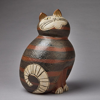 LISA LARSON. "Maxikatt", Gustavsberg 1965-omkring 1968.