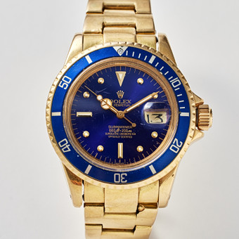 ROLEX, Wristwatch, Submariner, 18 k gold, approx 1981.