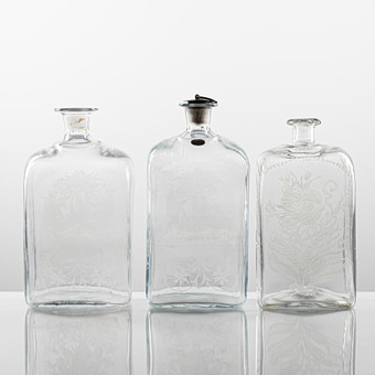 GLASFLASKOR, 3 delar etsat glas, Reijmyre, 1900-tal.