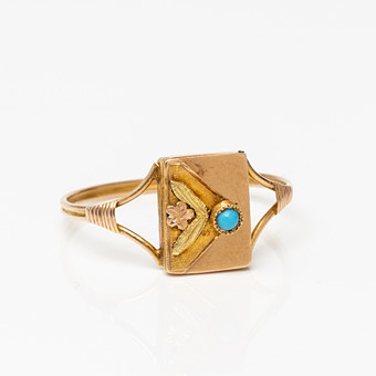 RING, guld, 18K med blå sten, BT.