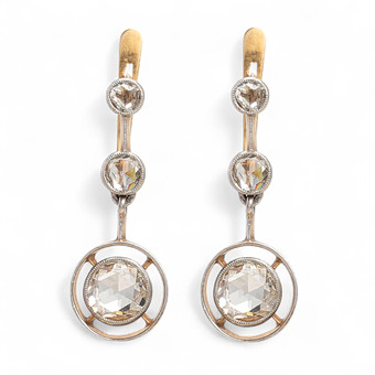Pendientes largos de diamantes, del ...
