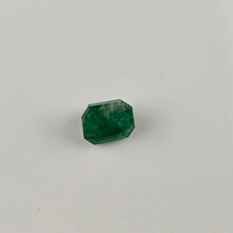 2.62ct Pakistan Swat Emerald GFCO Swiss Certified.