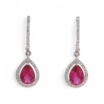 Pendientes colgantes de diamantes y ...