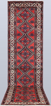 ORIENTMATTA. Hamadan gallerimodell, 410 x 110 cm.
