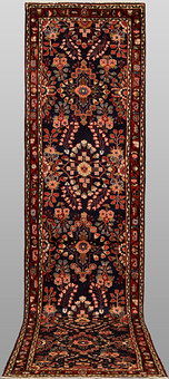 ORIENTMATTA. Hamadan gallerimodell, 397 x 100 cm.