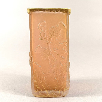 ZIERVASE MIT DISTELN DAUM FRÈRES, NANCY, CA. 1900-1910.
