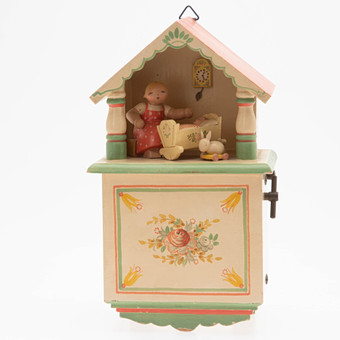 WENDT & KÜHN. Wall music box 'Girl at the cradle', Grünhainichen workshops, 2nd half 20th c.