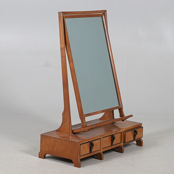 GORDON RUSSELL - COTSWOLD SCHOOL BEDROOM MIRROR, 1926.