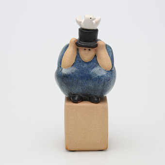 LISA LARSON. FIGURIN, stengods, "Trollkarl", Gustavsberg.