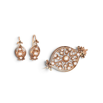 Gold and pearls brooch and earrings set, second half of the 19th Century.