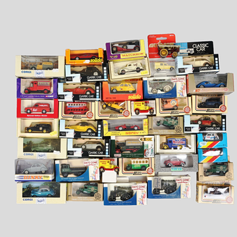 QUANTITY OF DIECAST AND OTHER CARS.