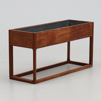 KAI KRISTIANSEN. Blomsterlåda, teak, Aksel Kjersgaard, Danmark.