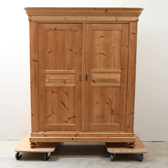 KLÄDSKÅP/GARDEROB, furu, 1800/1900-tal.