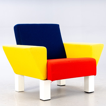 ETTORE SOTTSASS. Кресло из серии Westside для Knoll International, 1980-е годы.