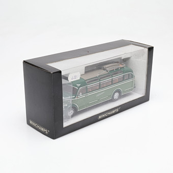 MODELLBIL, minichamps, Mercedes 0 3500 bus 1955, Fernreisen.