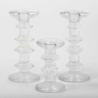 TIMO SARPANEVA. Ljusstakar, 3 stycken, "Festivo", glas, Iittala, Finland.