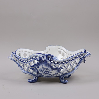 KONFEKTSKÅL / FRUKTSKÅL, Royal Copenhagen, musselmalet, helblond, 1800/1900-tal.