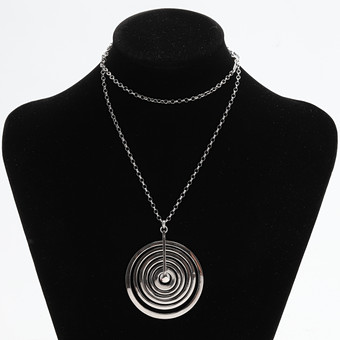 TAPIO WIRKKALA. Collier, "Silvermoon" silver 925, cirkelformat hänge, original etui medföljer, Finland.