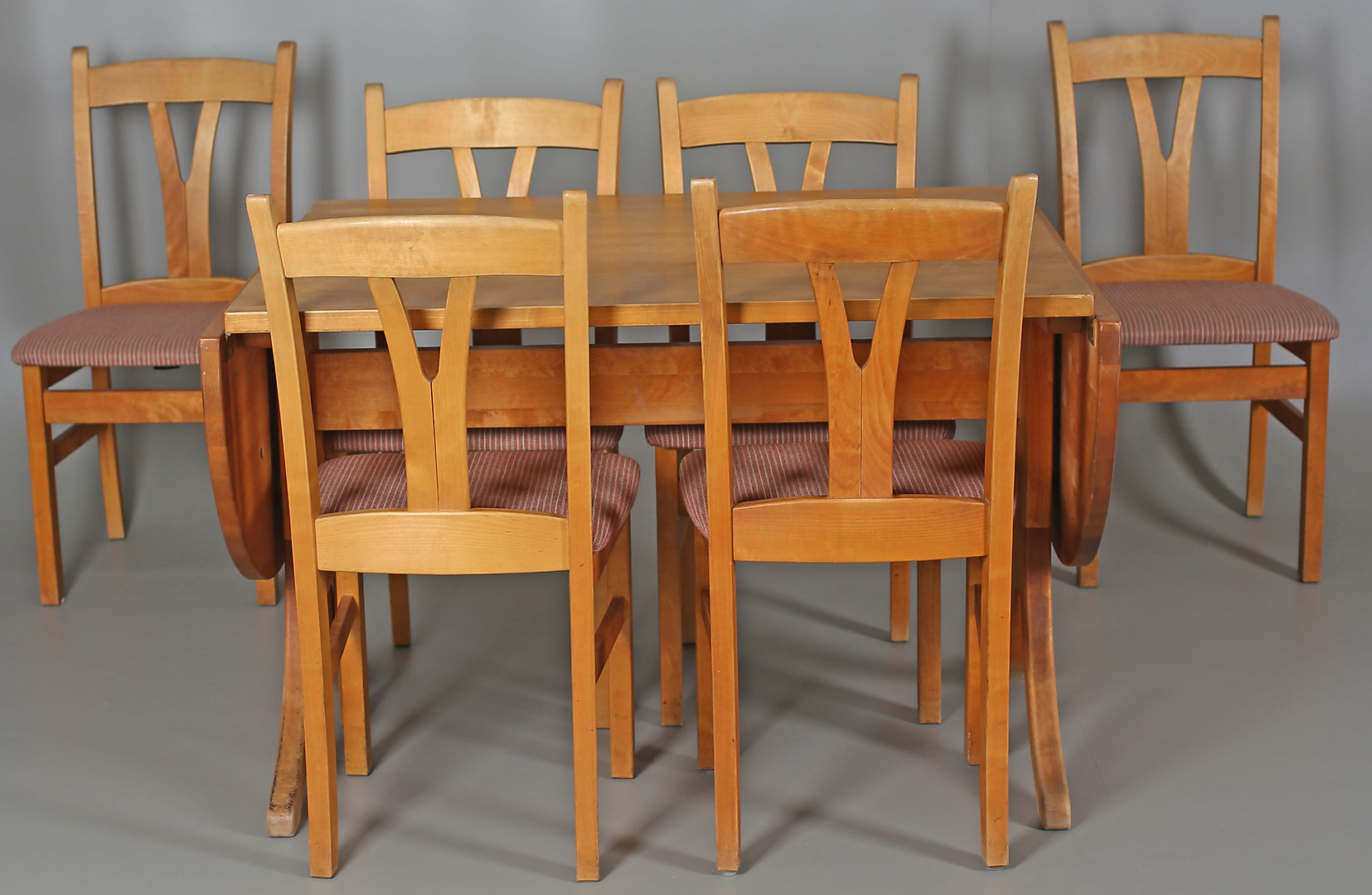 Bilder för 135003 MATSALSMÖBLEMANG, 7 delar, STOLAB, 1900 talets andra hälft Auctionet Bilder för 135003 MATSALSMÖBLEMANG, 7 delar, STOLAB, 1900 talets andra hälft Auctionet