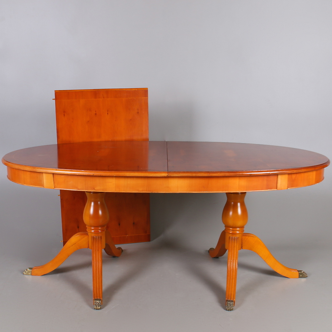 Bilder för 554102 MATSALSBORD, idegran, engelsk stil, 1900 tal Auctionet Bilder för 554102 MATSALSBORD, idegran, engelsk stil, 1900 tal Auctionet