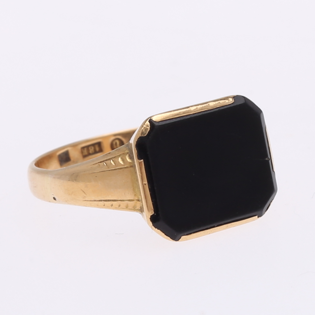 Klackring Gold 18k Total Weight 3 42 Grams Jewellery Gemstones Rings Auctionet