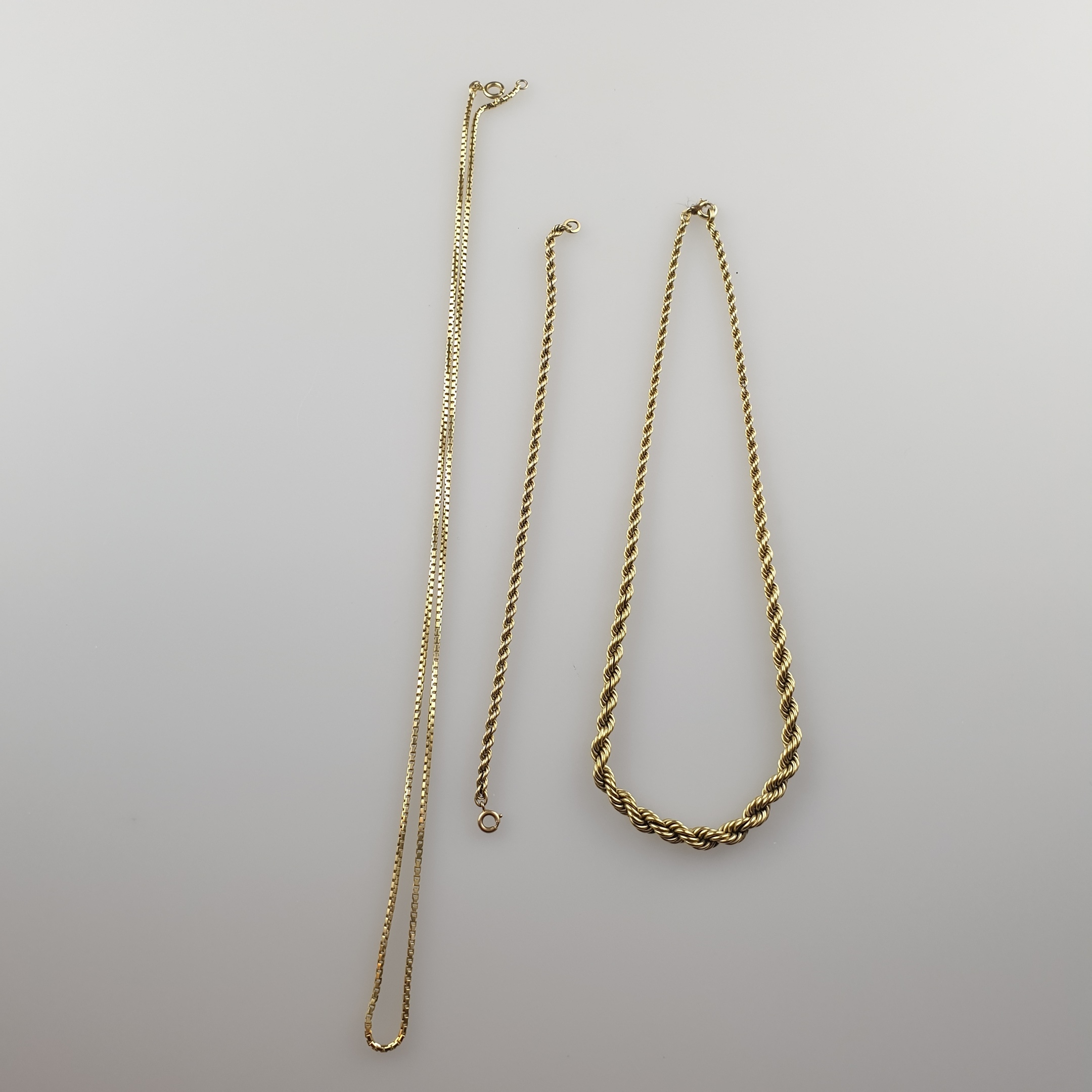 2 Ketten Armband Gelbgold 333 Bzw 585 Jewellery Gemstones Necklace Auctionet