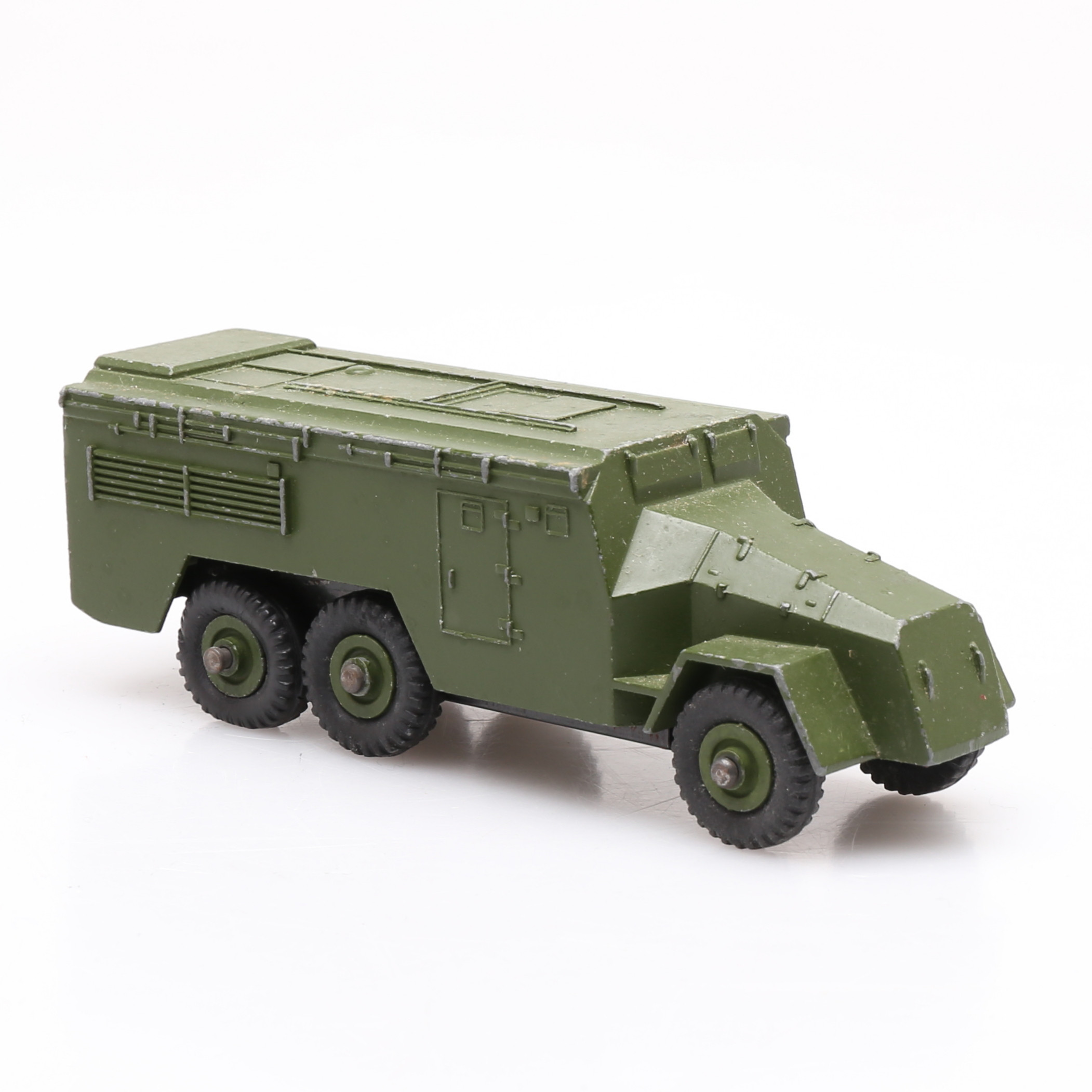 Dinky Toys 677 Armoured Command Vehicle - munimoro.gob.pe