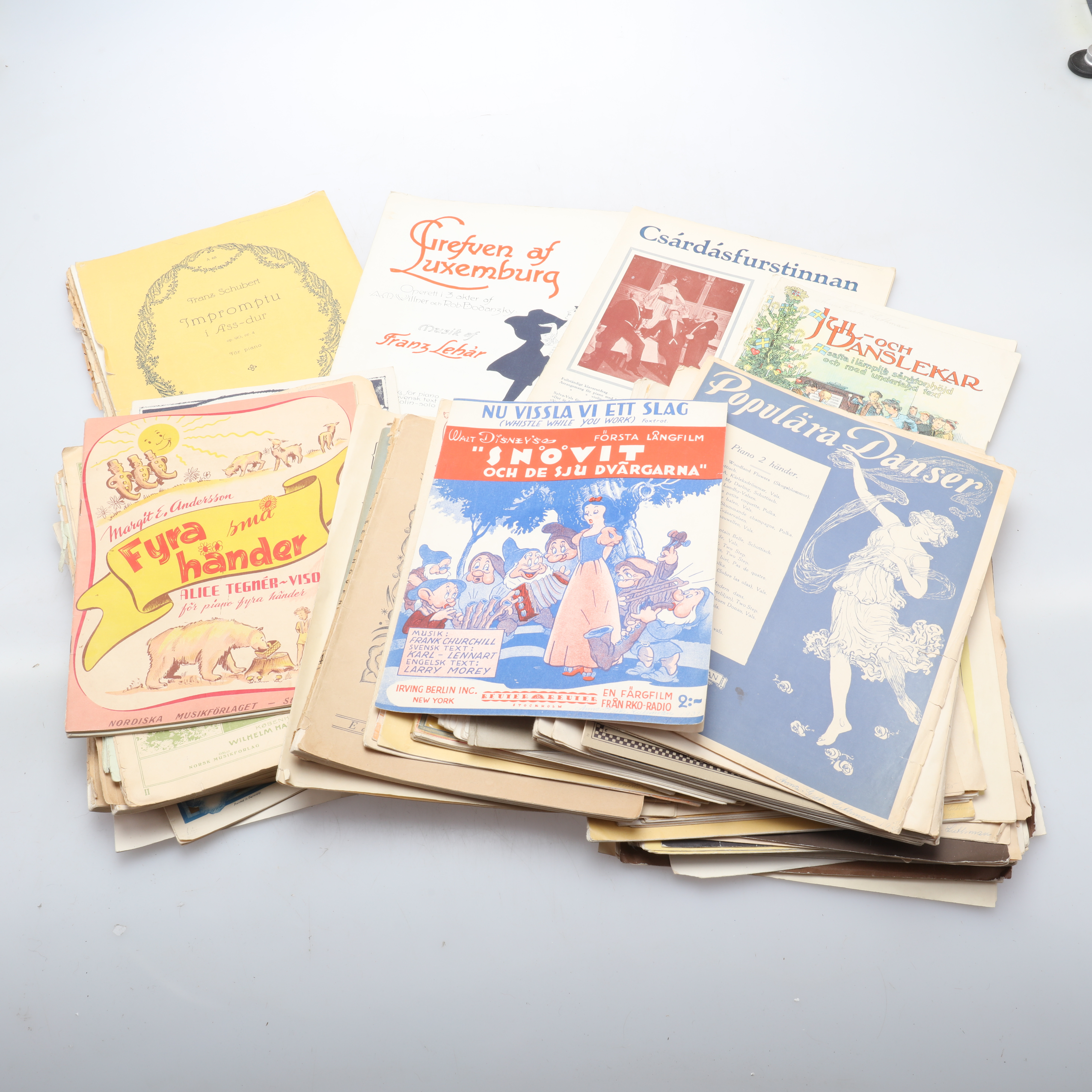 Images for 1337630. NOTES / BOOKLETS, Mixed, 1900s. - Auctionet