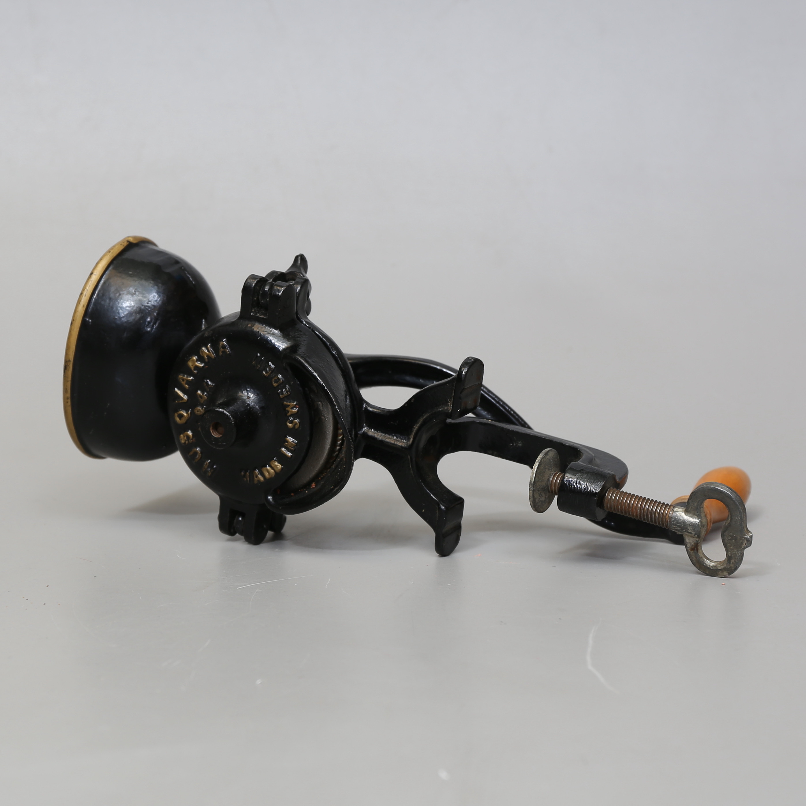 Images for 1352820. COFFEE GRINDER, cast iron, Husqvarna No 4a, first