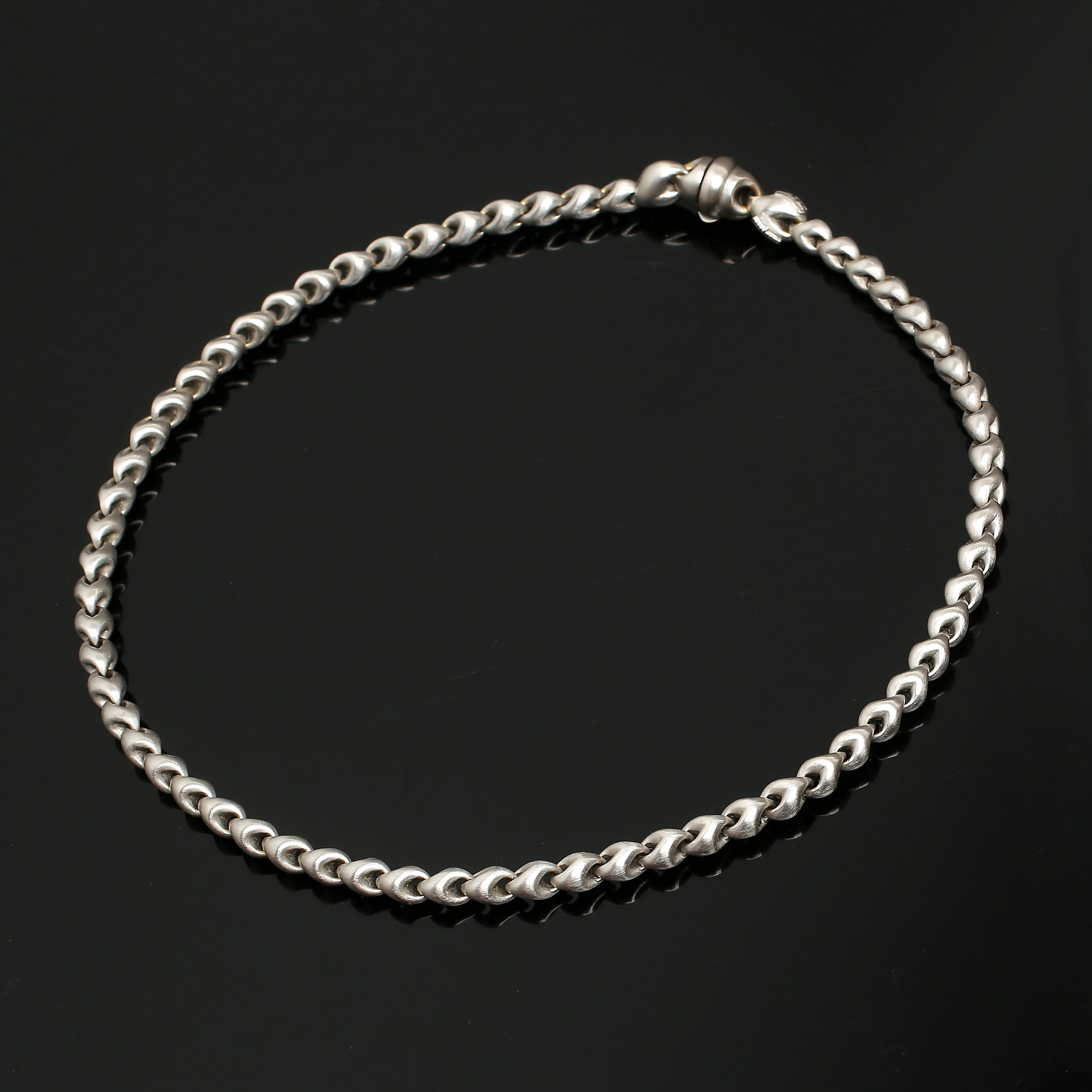 NECKLACE, 18K white gold, Chiampesan 