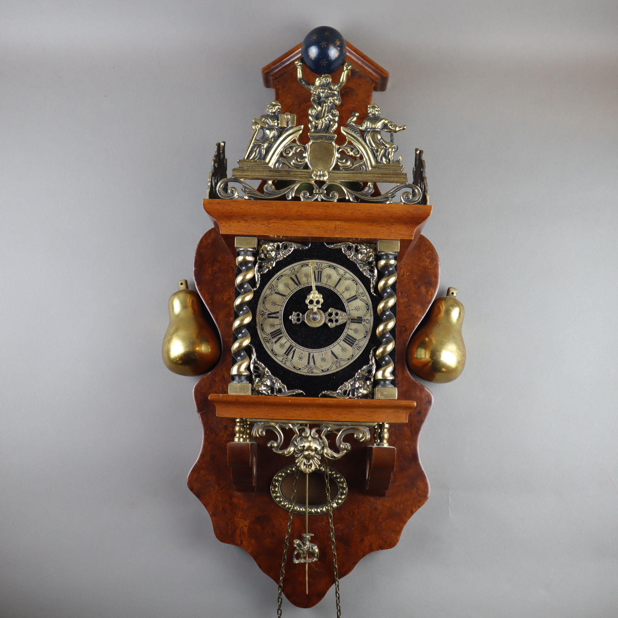 Wall Clock So Atlas Clock Clocks Watches Wall Clocks Auctionet Wall Clock So Atlas Clock Clocks Watches Wall Clocks Auctionet