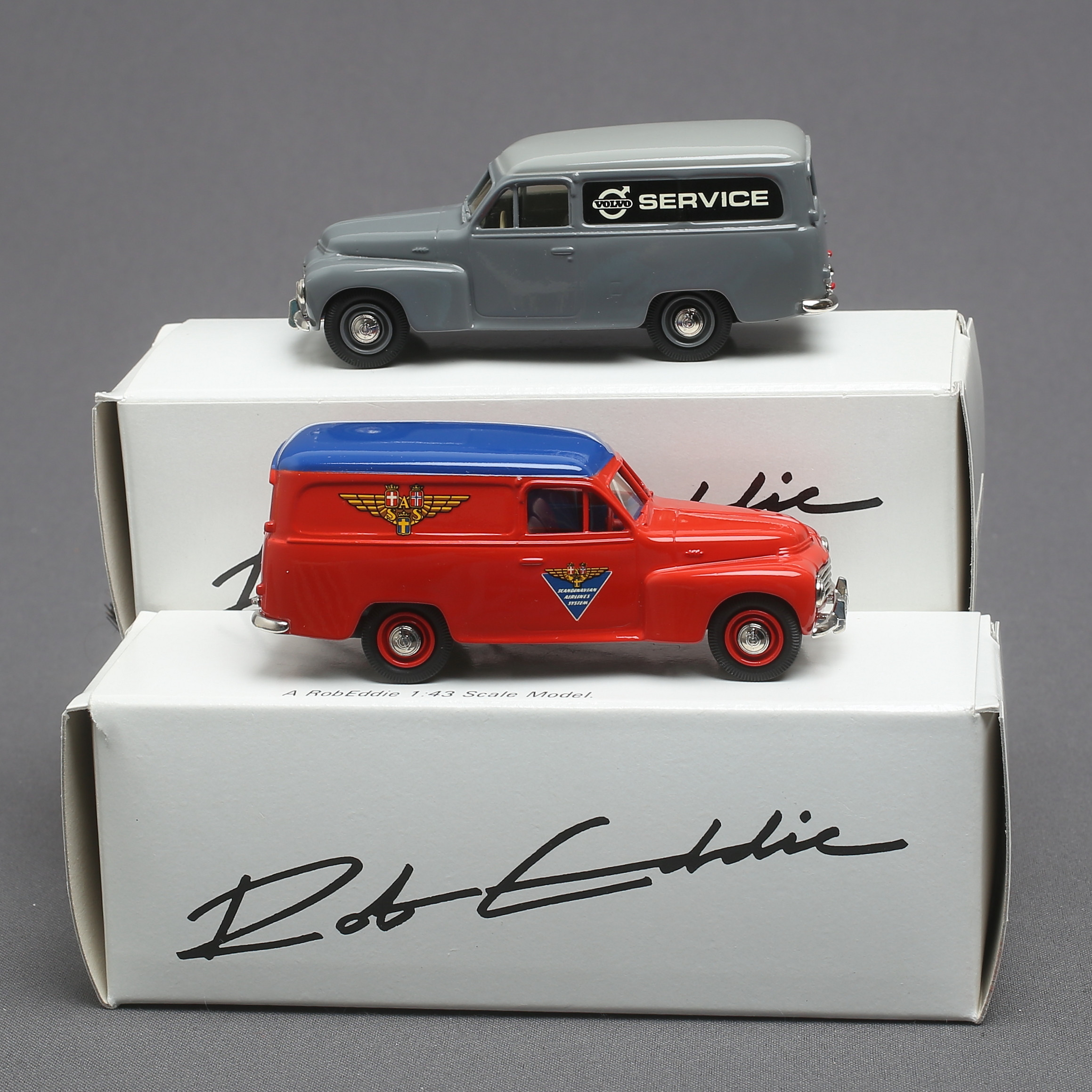 Robeddie Volvo PV445 Van 1953 - Modèle De Collection Scandanavian Air Services, échelle 1:43