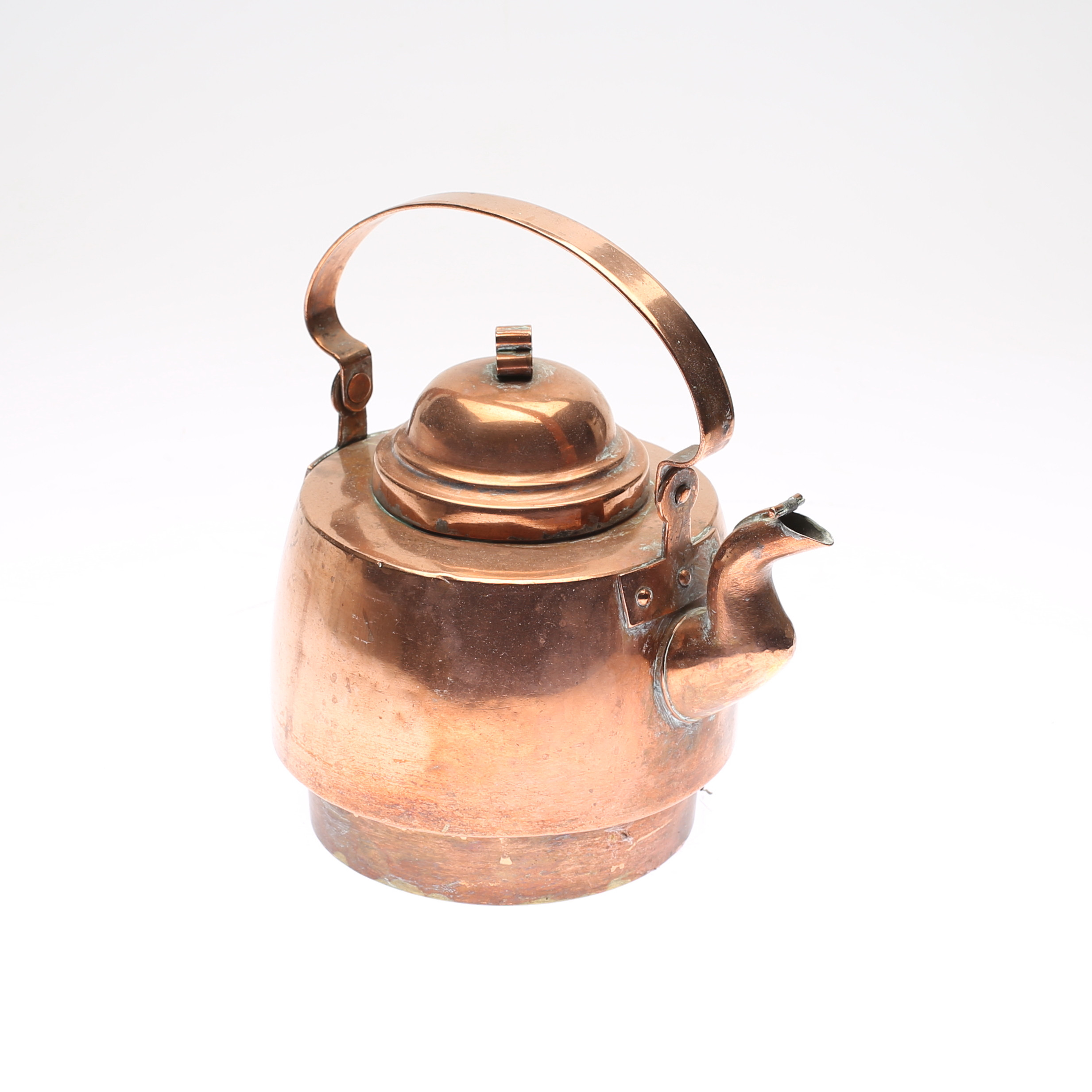 COPPER ITEMS, 1800s / 1900s. Silver & Metal Pewter, Brass & Copper