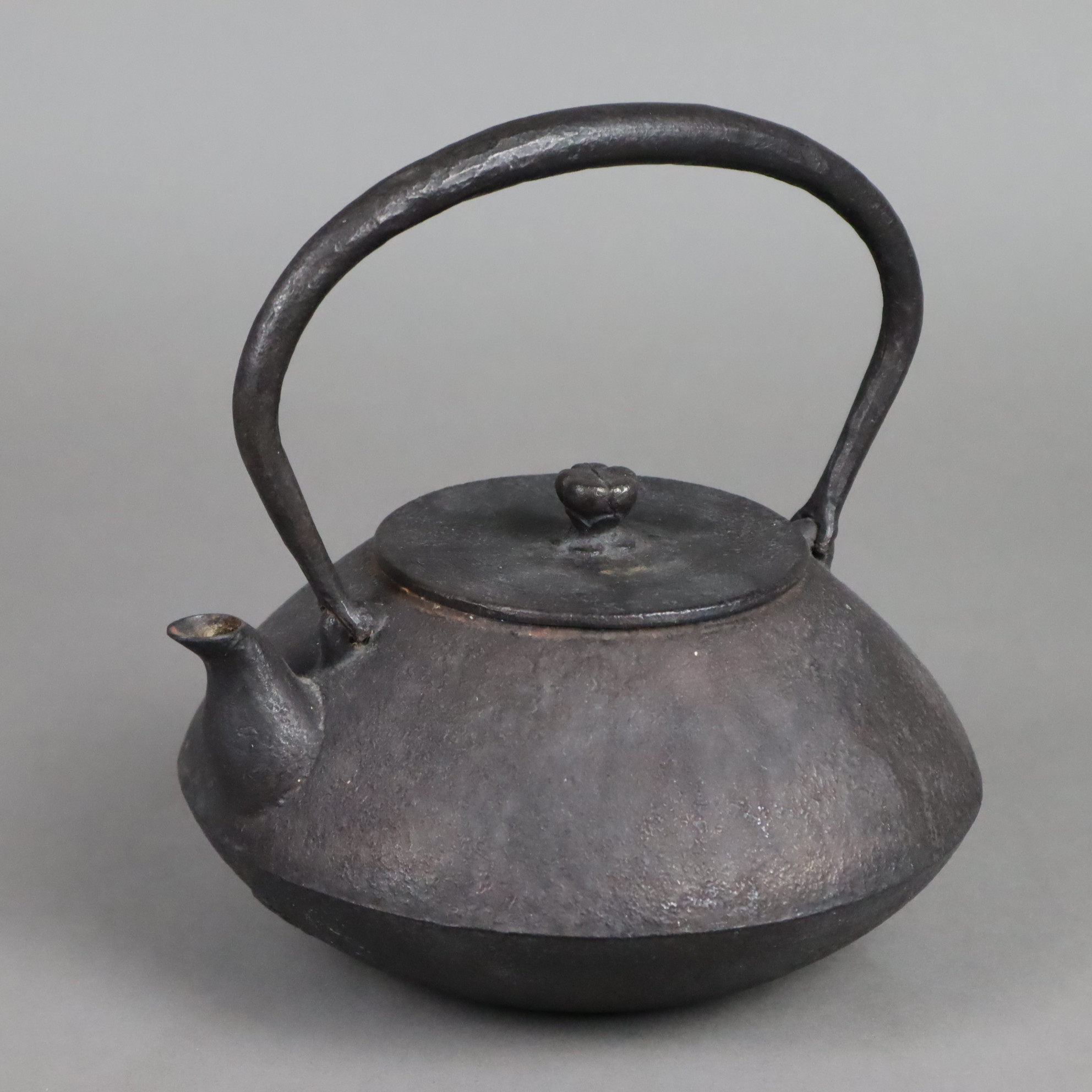 IRON JAR JAPAN. Asiatica